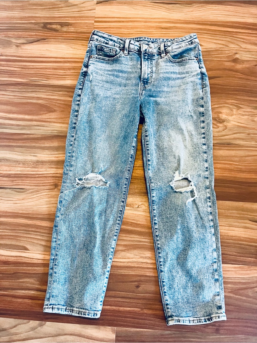 Old Navy Light Blue Distressed Hi-Rise OG Straight Leg Jeans - Sz 10!